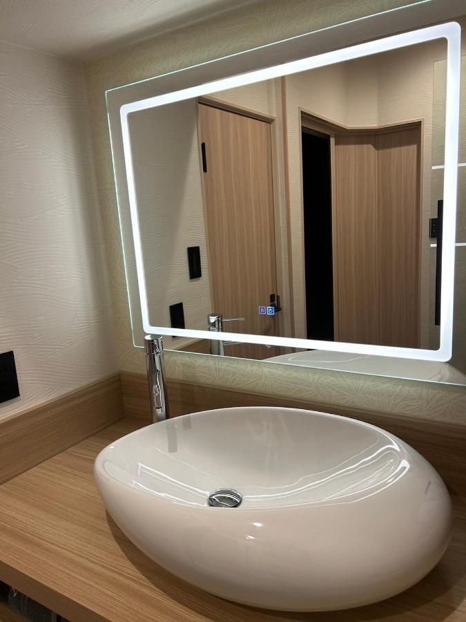 Kaguya Hotel